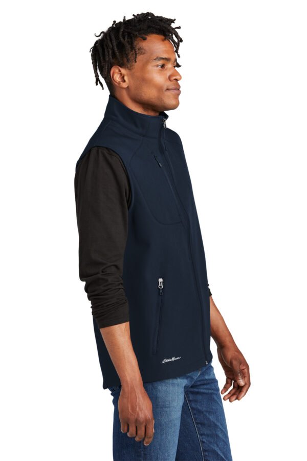 22575-RiverBlNv-3-EB546RiverBlNvModelSide-1200W Eddie Bauer® Stretch Soft Shell Vest