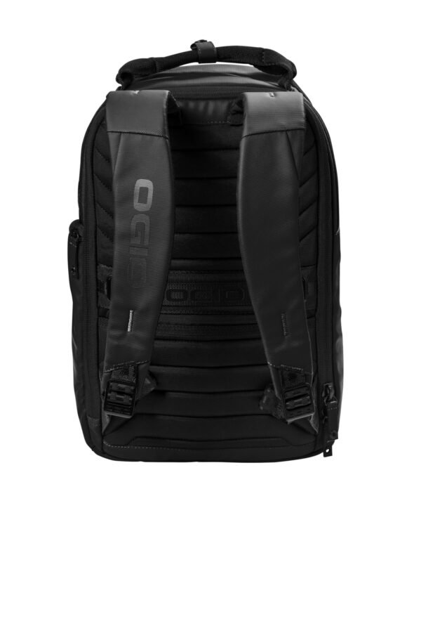 10973-Blacktop-2-91009BlacktopFlatBack-1200W OGIO® Commuter Transfer Pack