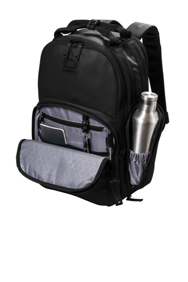 10973-Blacktop-6-91009BlacktopFlatLeftprop-1200W OGIO® Commuter Transfer Pack