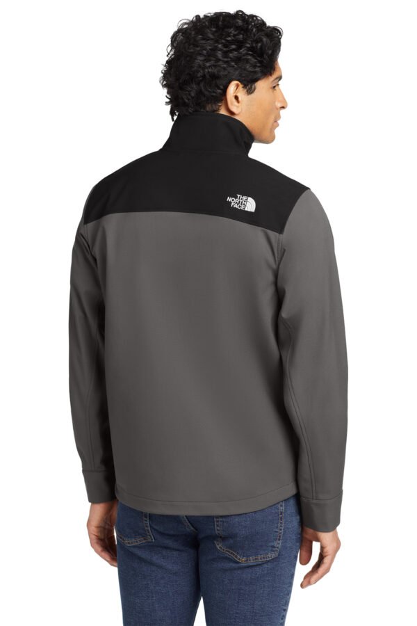 1200W-10542-AsphaltGry-2-NF0A552ZAsphaltGryModelBack3 The North Face® Castle Rock Soft Shell Jacket
