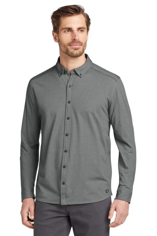 1200W-10862-TarmacGyHt-0-OG145TarmacGyHtModelFront3 OGIO ® Code Stretch Long Sleeve Button-Up