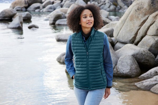 Eddie Bauer® Women’s Packable Quilted Vest