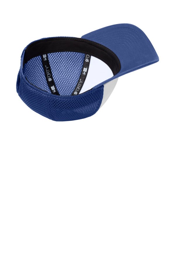 New Era® - Snapback Contrast Front Mesh Cap