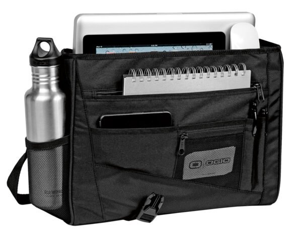 4749-Black-6-417012blackproppedGA16-1200W OGIO® - Vault Messenger