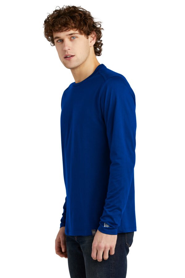 New Era® Heritage Blend Long Sleeve Crew Tee