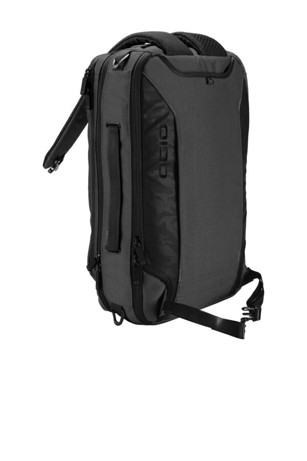 OGIO ® Convert Pack